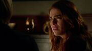 3x04 Laurel.jpg