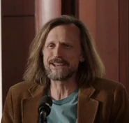 Role: Trent Davis Portrayer: Tom Beyer