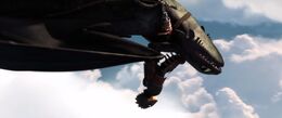 How-to-train-your-dragon-2-teaser-trailer-screenshot-toothless-upside-down