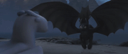 THE LF is confused by Toothless' DANCE.gif