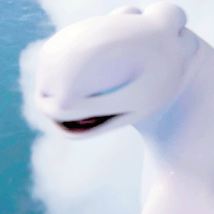 Gallery Light Fury Character How To Train Your Dragon Wiki Fandom She then witnesses toothless save hiccup but not before sorta laughing and apologizing to her. how to train your dragon wiki