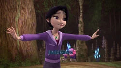 Click here to view more images from Undercover.