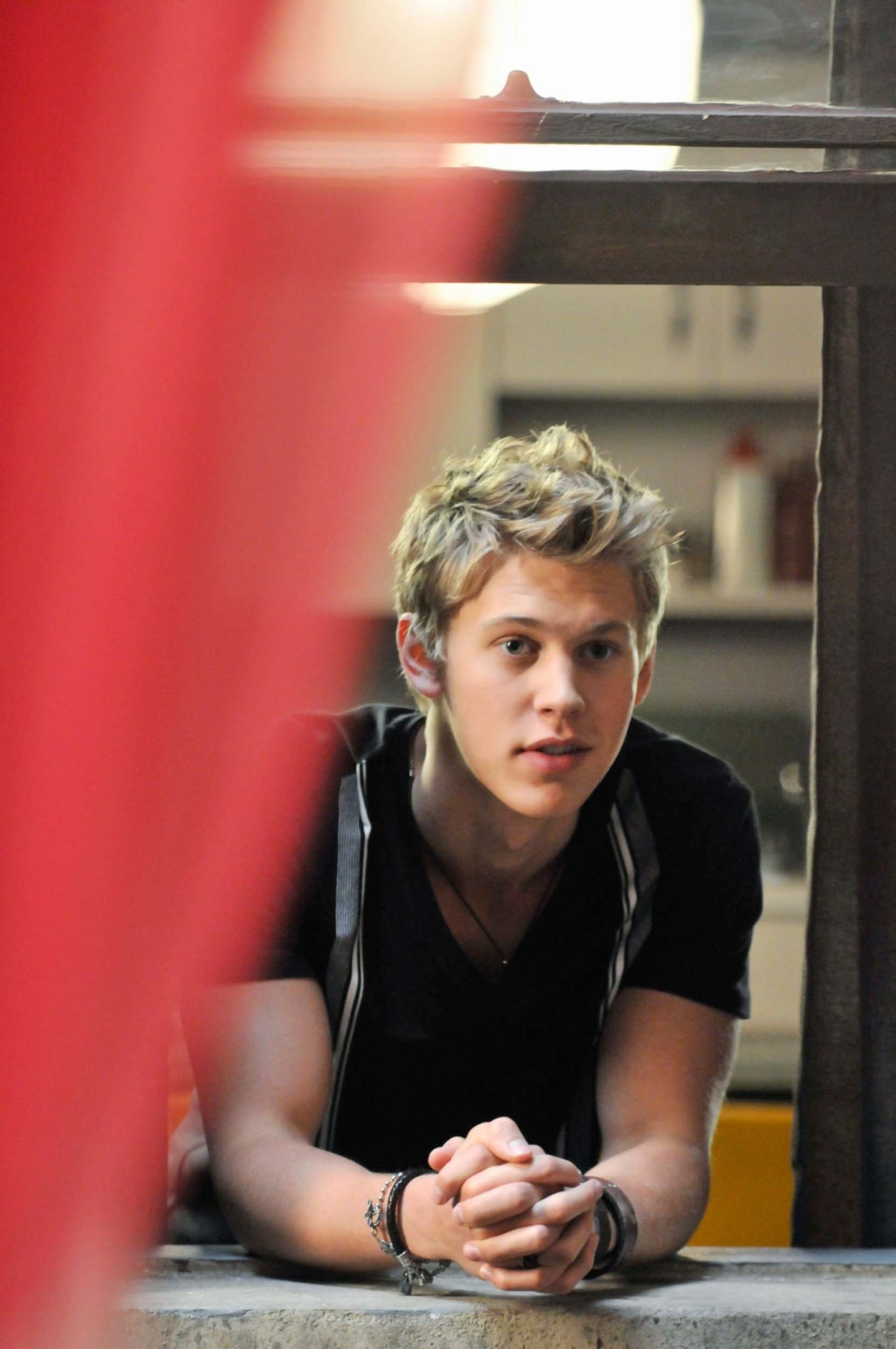 austin butler in high school musical