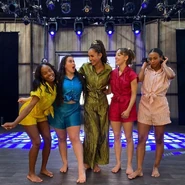 3x02 Balance BTS 3.jpg (72 KB)