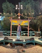 3x01 Ricky BTS 4.jpg (563 KB)