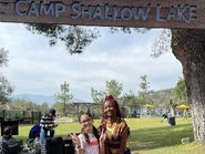 3x02 Emmy and Alex BTS 1.jpg (213 KB)