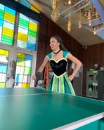 3x04 Gina BTS 2.jpg (229 KB)