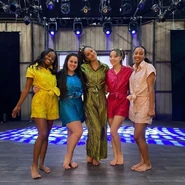 3x02 Balance BTS 2.jpg (70 KB)