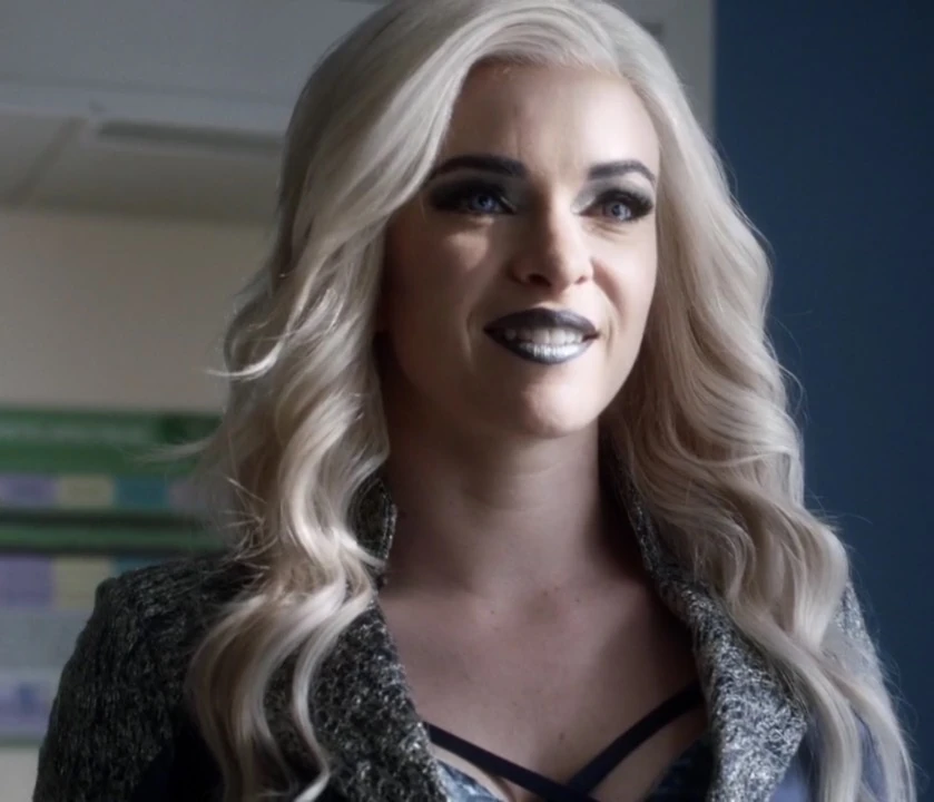 Killer Frost (Earth 2) Hulk and the Arrowverse Wiki Fandom