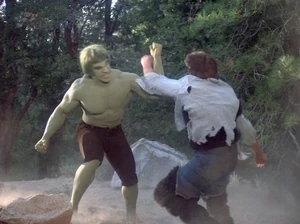 Antowuk-Horror-Monster-fights-Hulk