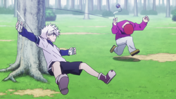 Killua hits Sub with his Yo-yo