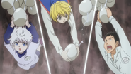 Kurapika and co. getting a Spider Eagle's egg