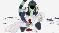 Meruem holding Komugi 112