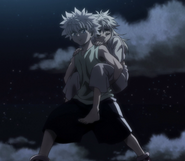 Killua appears with Komugi