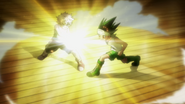 Gon hits the final ball in the Killua hands