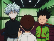 Zushi tries to explain Nen to Gon and Killua