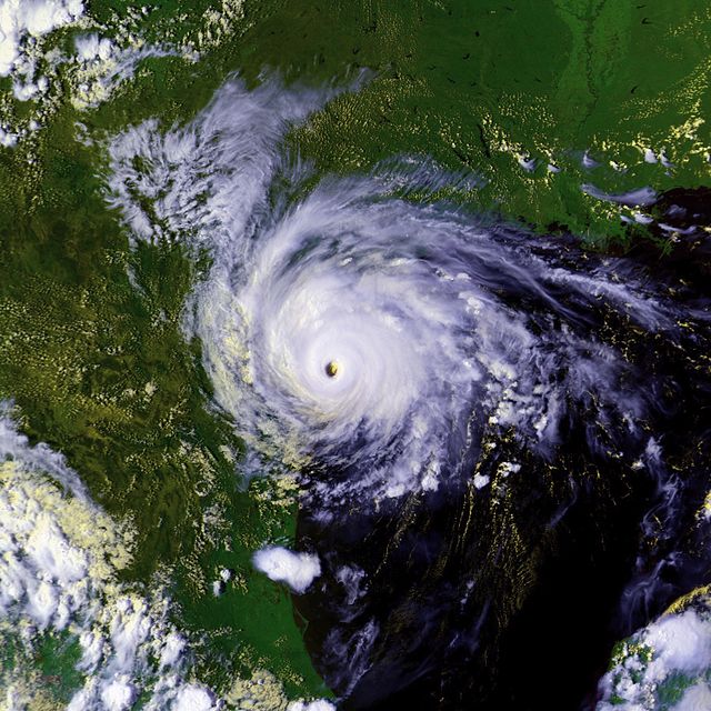 Hurricane Dennis - Wikipedia