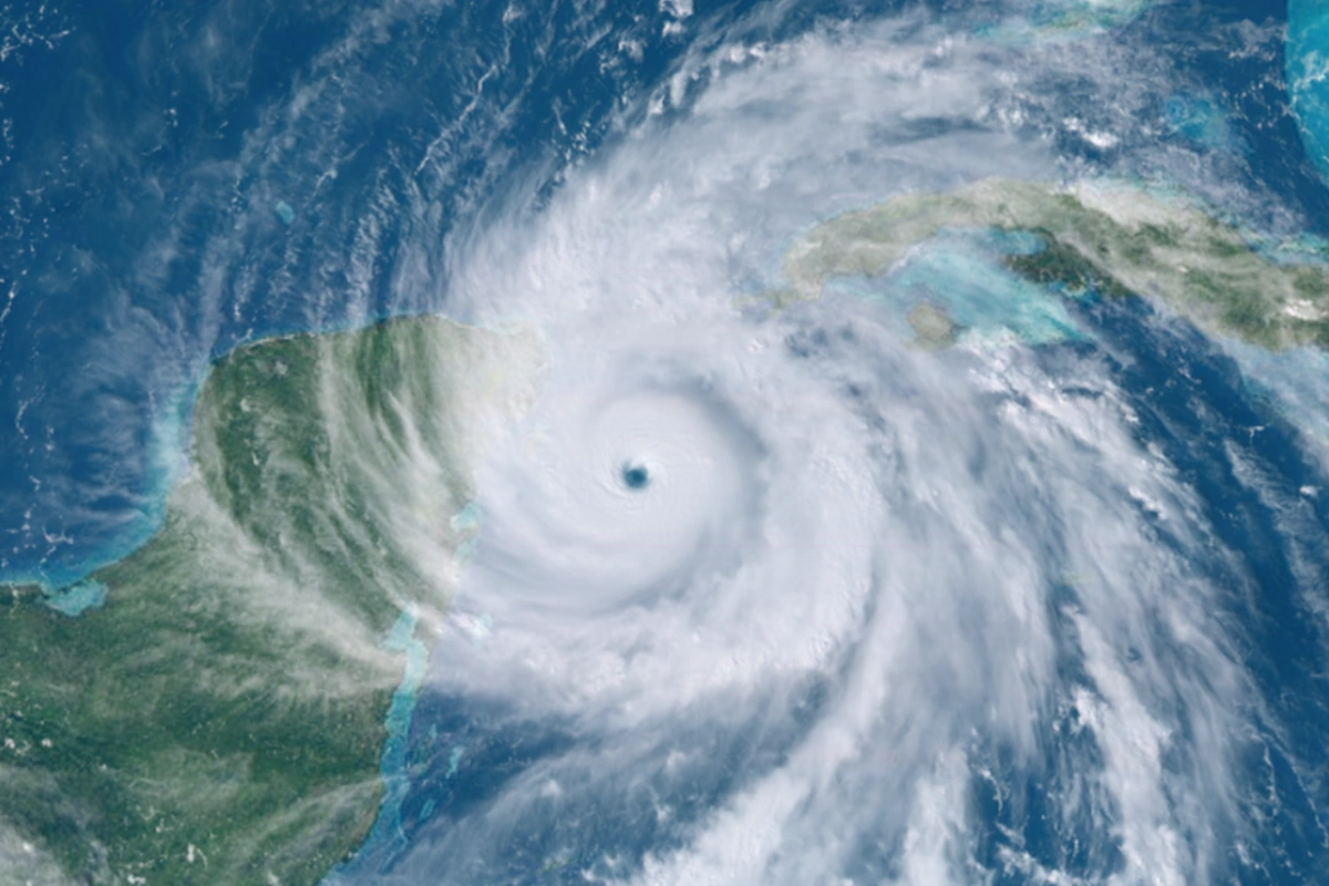 Hurricane Erin intensity forecast