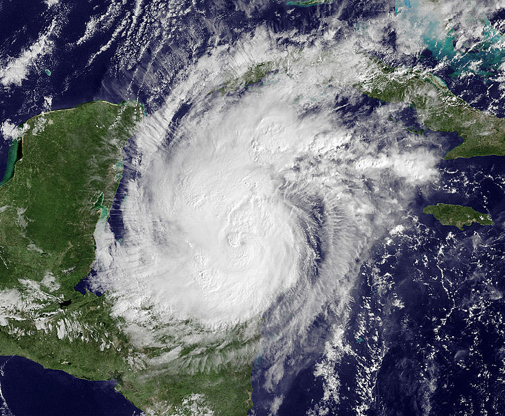 File:Hurricane Katrina Eyewall.jpg - Wikipedia