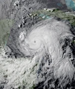 Josephine 2020-09-08 2120Z - CycloneMC.png (2.98 MB) Hurricane Josephine rapidly intensifying into a major hurricane as the sun sets.