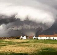 The EF5 approaching Wynnewood.