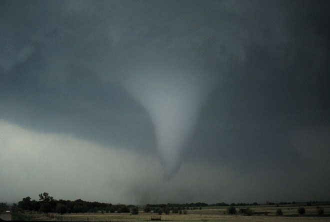 feeling cute, might cause F5 tornadoes in a 200 mile radius : r/FFXVI