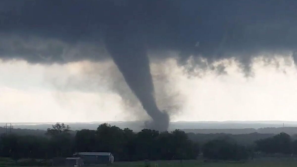 2002 Lawton, Oklahoma Tornado (CW) Hypothetical Tornadoes Wiki Fandom