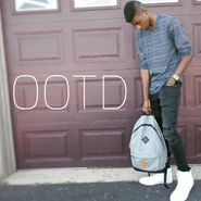 OOTD 2015🎒 - Christopher Kenyatta Sese-Khalid Jr. (@Iandroidchris) 🌎🌏🌍🌍🌎 Date: August 31, 2015 Location: At Home, Prince William County, Virginia, US