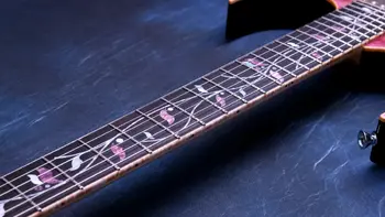 JCRG22C01 fretboard