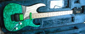 1992 92UCGR5 Unzipped