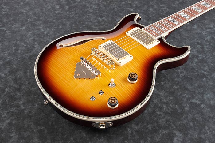 Ibanez AR520 セミフォロー Ibanez debuts duo of sleek semi-hollow AR Standard models