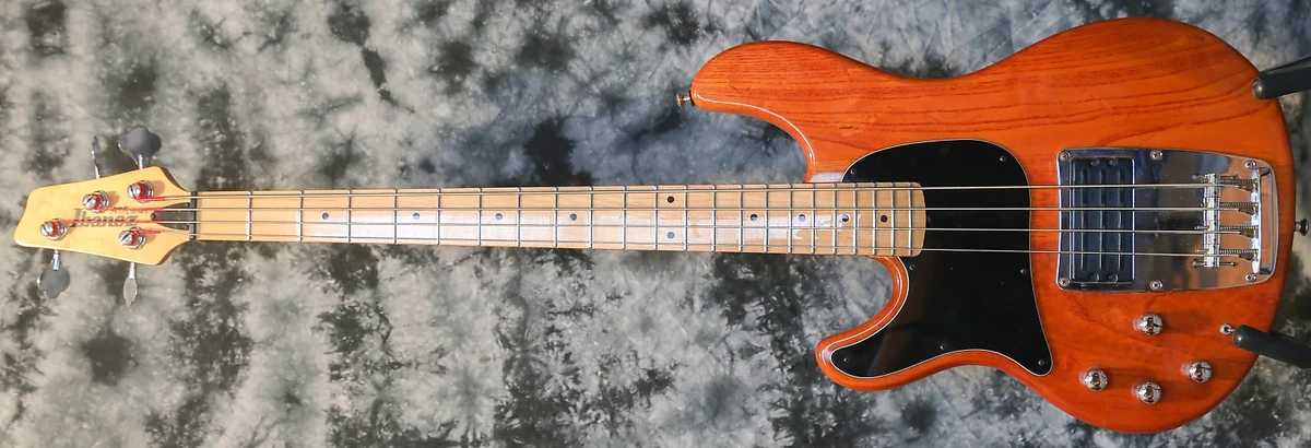 Ibanez ATK 300 エレキベース Ibanez ATK300 Black – Chicago Music Exchange