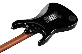 Ibanez AB300-BKF ブラック セミアコースティックベース Ibanez AB300-BKF ブラック セミアコースティックベース - メルカリ