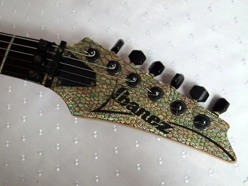 UCMD Snakeskin headstock