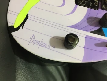 1991 UCGR3 artist sig