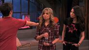 ICarly-4x10-iOMG-icarly-21408900-1280-720