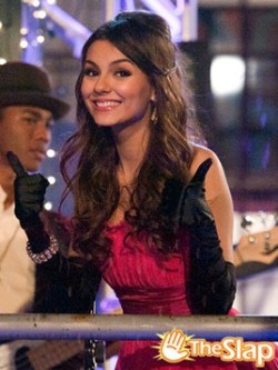 BKE Saint Bracelet worn by Tori Vega (Victoria Justice) as seen in  Victorious (S04E10)