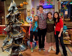Gallery Ichristmas Icarly Wiki Fandom