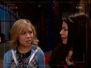 Carly and Sam share look of disbelief that Freddie doesn't find Fred funny