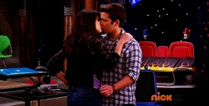 ICarly.S07E07.iGoodbye.480p.HDTV.x264 -Finale Episode-.mp4 002359396-039