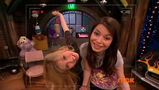 Carly and Sam posing on iCarly