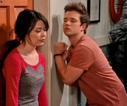 Carly and Freddie Half Asleep (iGet Banned)