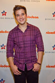 Nathan+Kress+iCarly+Visits+Naval+Submarine+KkU2IbQN-FWl