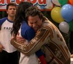 Sparly Hug (3x09)