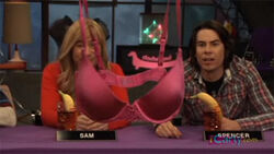 George the Bra, iCarly Wiki