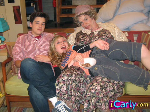 Spam Icarly Wiki Fandom