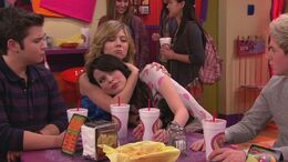 ICarly.S06E02.iGo.One.Direction.480p.WEB-DL