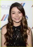 Miranda-cosgrove-jennette-mccurdy-bruno-mars-05