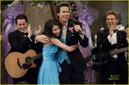 Miranda-cosgrove-icarly-shakespeare-06-1-