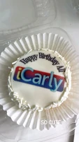 Ali Schouten birthday cupcake.jpg (150 KB) Ali Schouten birthday cupcake